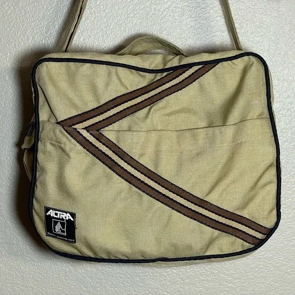 Vintage Altra Boulder Colorado Tan Messenger Bag